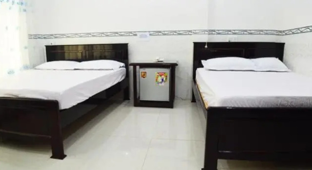Четырёхместный номер Economy Phuong Hue Hotel