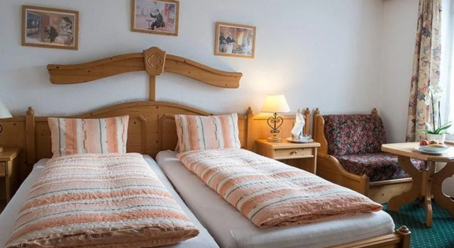 Kleiner Prinz, Varaa Hotelli Huttwil Emmental
