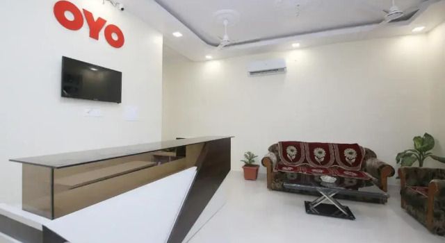 Hotel Royal Inn by OYO Rooms