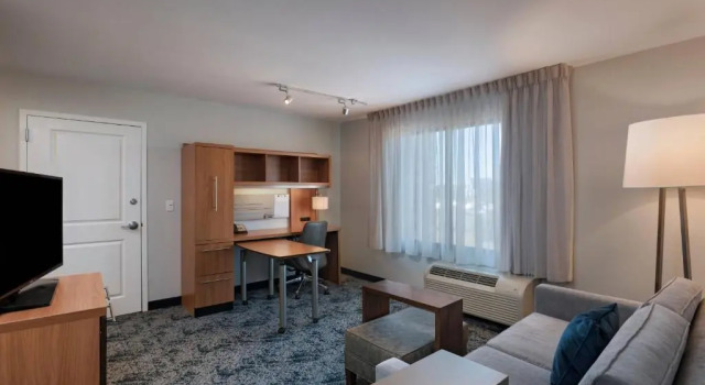 Люкс TownePlace Suites by Marriott Monroe