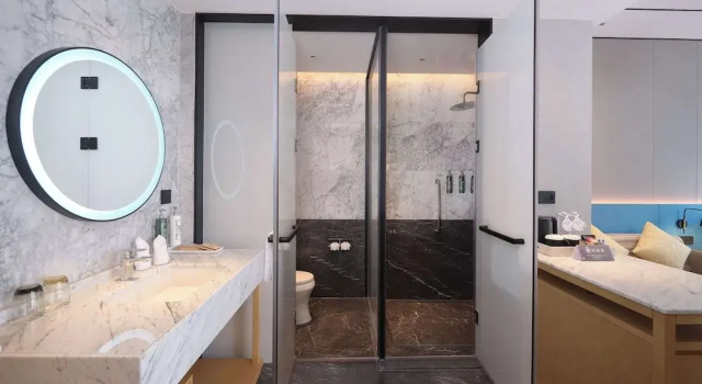 Двухместный номер Deluxe Hilton Garden Inn Huludao Longxing Road