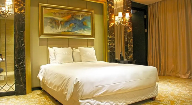 Люкс Haoyin Gloria Plaza Hotel