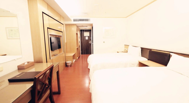 Двухместный номер Standard Grand Earl Hotel