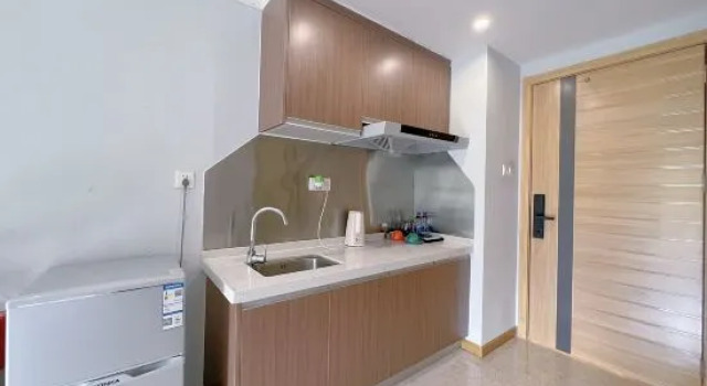 Люкс Deluxe с 2 комнатами Lanqu Hotel