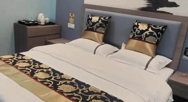 Номер Business Hotel At noon