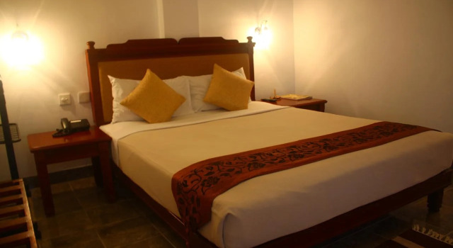 Olympus Plaza Hotel