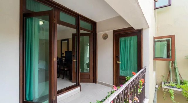 Четырёхместный номер Standard Casa de las Flores Hotel