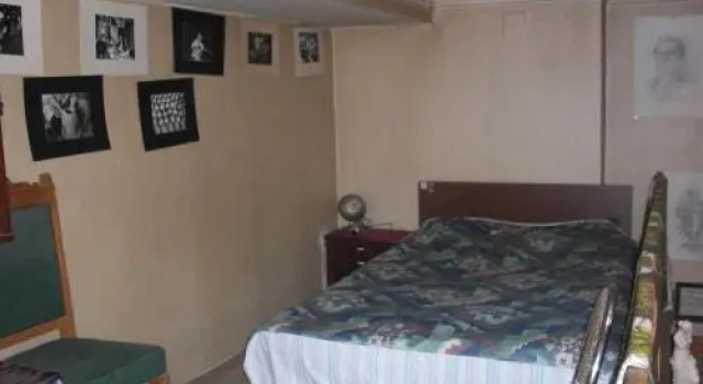 Nino Gelashvili Guesthouse, Забронировать Отель Тбилиси Регион Тбилиси, рядом с Концертный зал Тбилиси