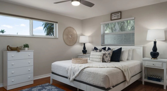 5027 Fairfield Dr - Paradise Palms 3 Bedroom Home by RedAwning