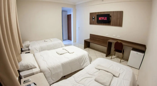 Номер Deluxe London Hotel Londrina