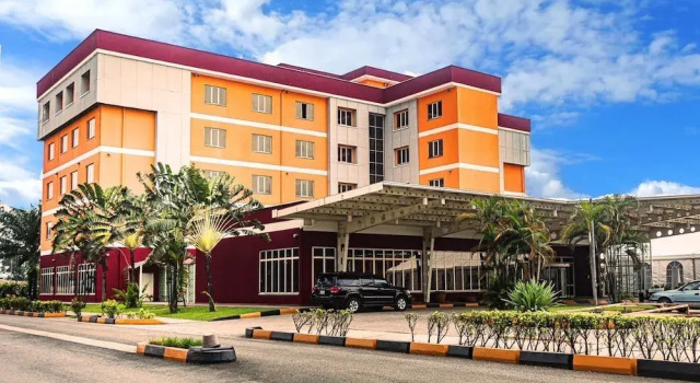 Heliconia Park - Port Harcourt Hotel, Prenota Hotel Port Harcourt Obio-Akp