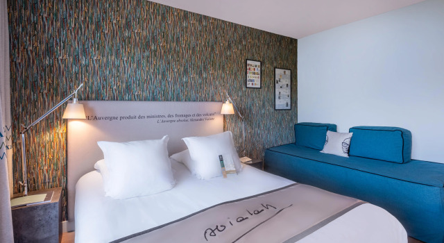 Трёхместный номер Standard Hotel Litteraire Alexandre Vialatte, BW Signature Collection