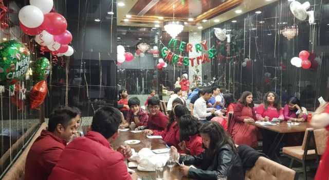 Hotel Teejas - Haldi Restaurant Aiims road Jodhpur, Забронировать Отель Отели штата Раджастхана с парковкой, Парковка