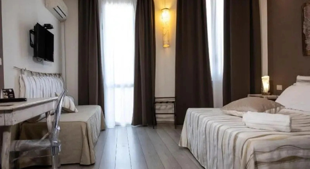 Семейный номер Standard с балконом и с видом на море Hotel Tirreno
