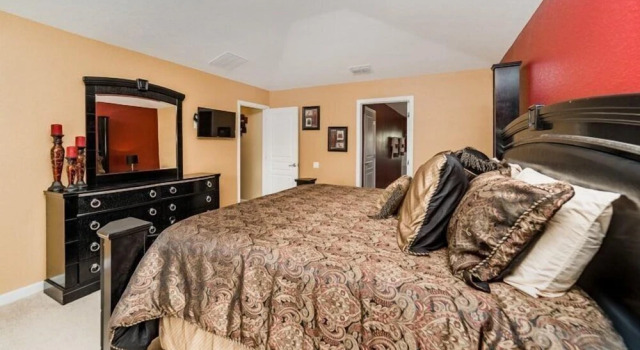 2501 Archfeld Blvd, Забронировать Отель Отели Селебрейшн с парковкой, рядом с Mystic Dunes Golf Club, Парковка