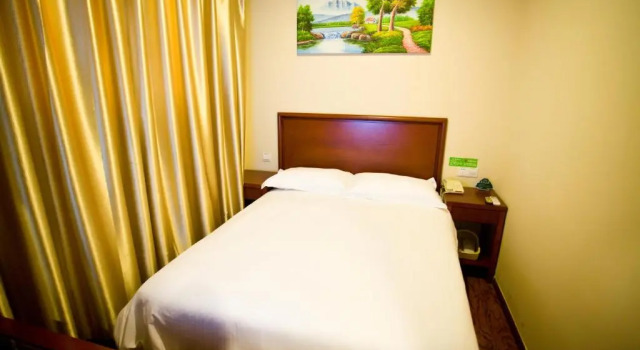 Двухместный номер Superior GreenTree Inn Shanghai Meilan Lake Hutai Road Express Hotel