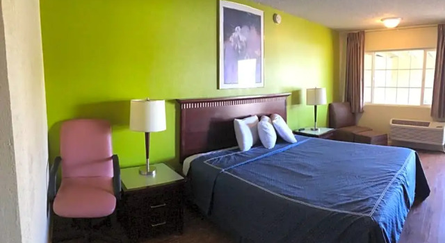 Standard Doppel Zimmer Discovery Inn