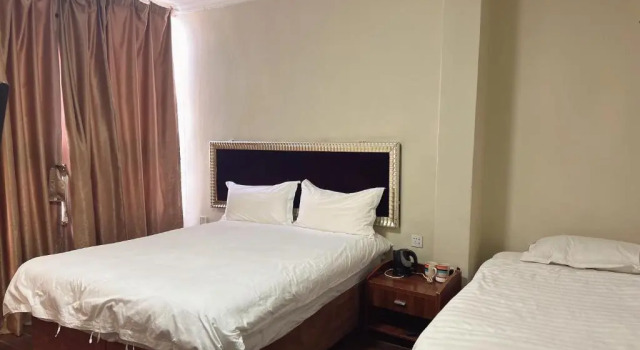 Двухместный номер Standard Shengtang Business Hotel