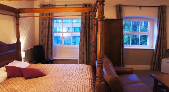 Номер Superior York House Hotel