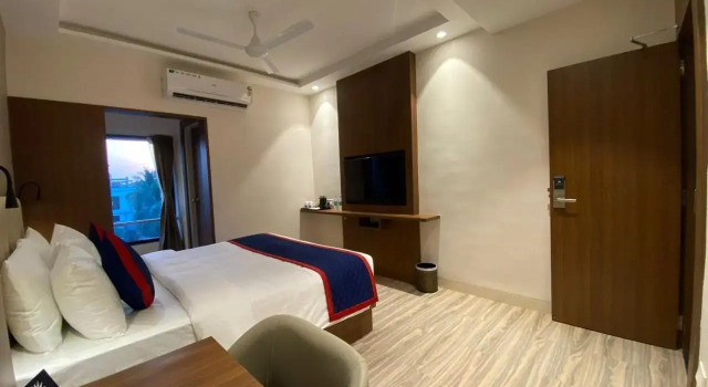 Zip by Spree Hotels Shirdi - Walkable Distance from Sai Baba Temple, Забронировать Отель Ширди штат Махараштра