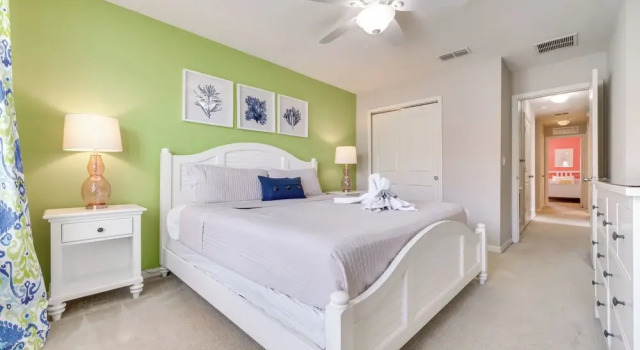 4 Mi to Wdw: Sleek Townhome w/ Community Pool!, Rezerwuj Apartament Kissimmee Kissimmee