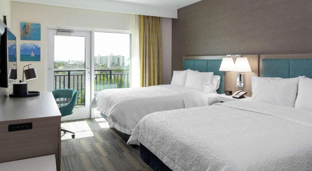 Четырёхместный номер Standard с балконом Hampton Inn Dunedin, Fl