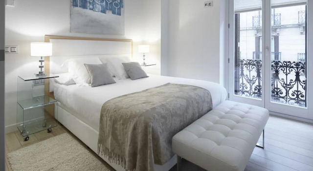 Easo Suite 2B Apartment by FeelFree Rentals