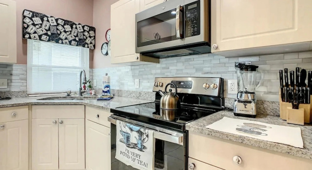 Коттедж Beautiful Windsor Palms 4 Bed South Facing Pool