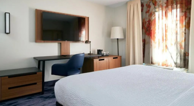 Номер Standard Fairfield Inn and Suites San Bernardino