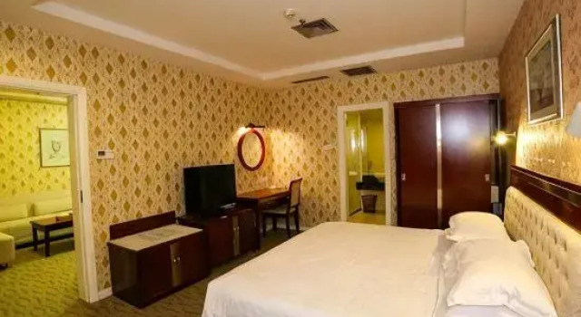 Люкс Business Zhijiang International Hotel