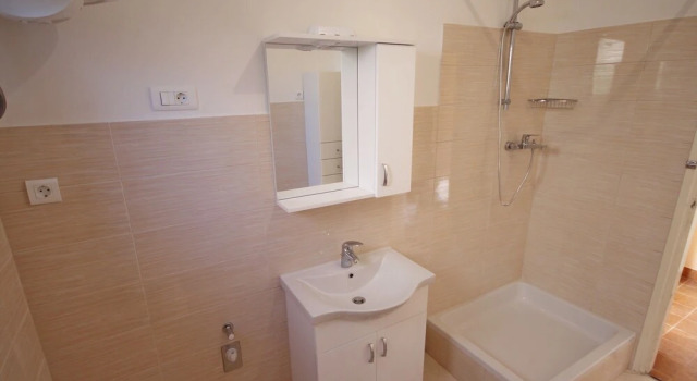 Апартаменты с 3 комнатами с видом на сад Comfortable Apartment, Zadar Borik, up To 5 Persons
