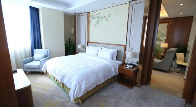 Люкс Jinling Shihu Garden Hotel Suzhou