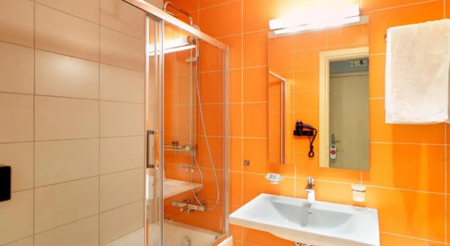 Двухместный номер Superior с балконом Phidias Piraeus Hotel