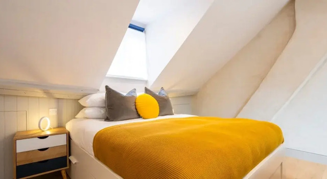 The Loft - 1 Bed Luxury Apartment With Bathtub, Забронировать Апартаменты/квартира Хенли-на-Темзе The Chilterns