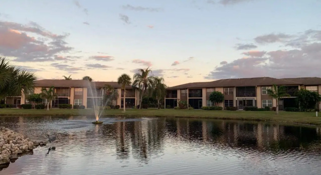 Апартаменты 1st floor, Davis Lake View Condo, Minutes to Sanibel