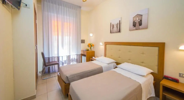 Двухместный номер Standard Mediterraneo Hotel & Suites