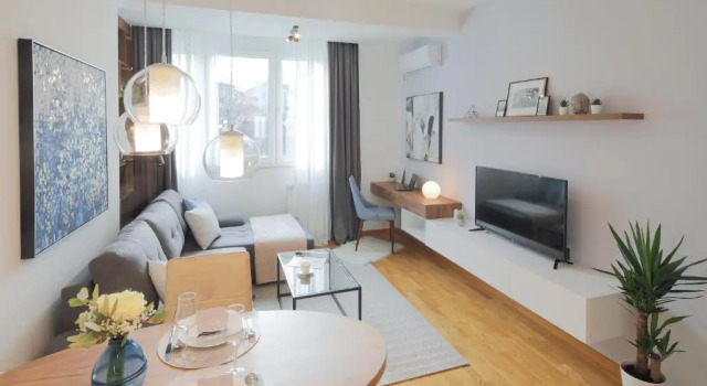 Студия Arena BIG Luxury Apartments with free parking