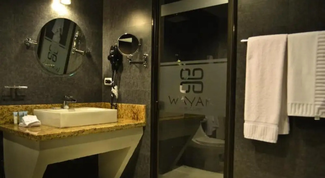 Номер Comfort Wayak Hotel