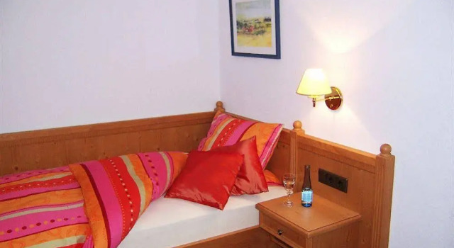 Landhotel Baumwipfel, Забронировать Отель Виллинген 
