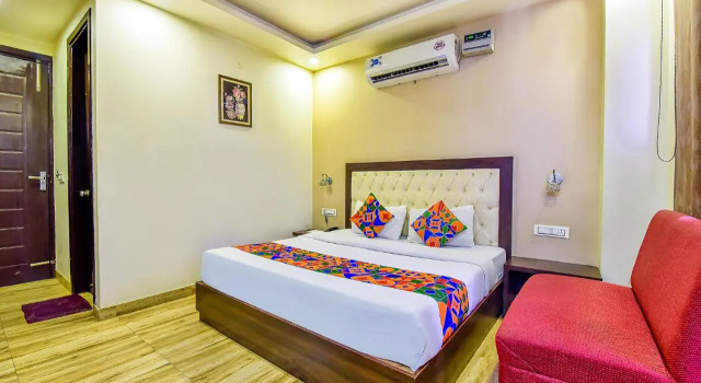 FabHotel Surya Residency GMS Road, Rezervovat Hotel Déhrádún Uttarakhand