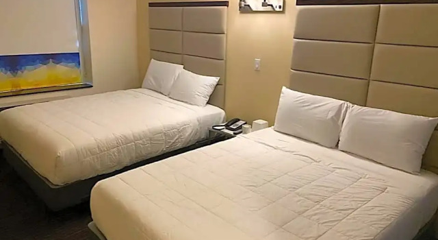 Номер Deluxe 7 Days Hotel