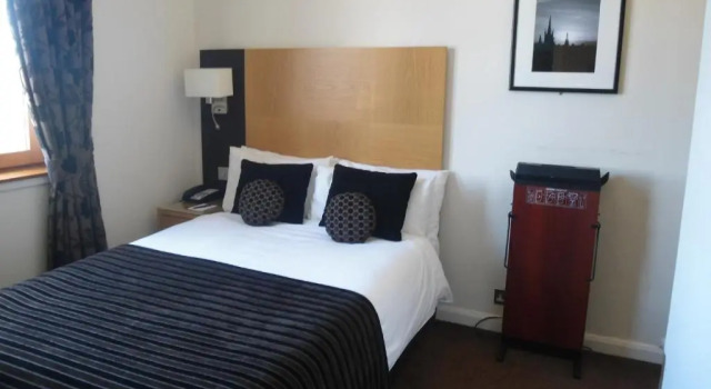 Одноместный номер Standard Park Hotel