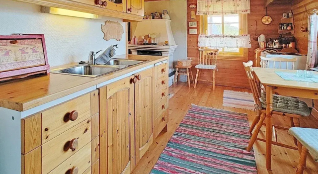 Коттедж 6 person holiday home in Kviby