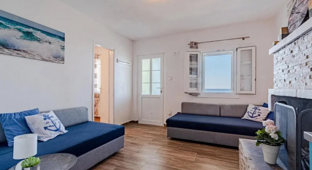 Beautiful Home in Potomje With Wifi and 1 Bedrooms
