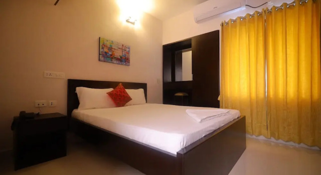 Номер Standard Kfour Apartment & Hotels Private Limited