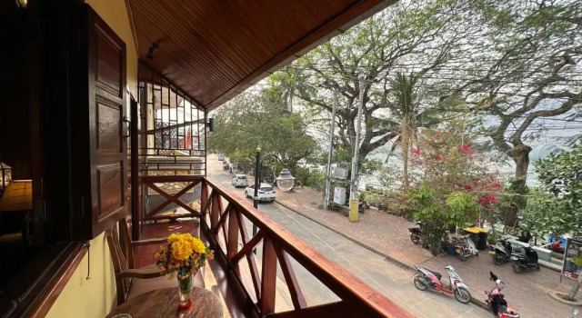 Двухместный номер Deluxe с балконом Villa Alounsavath Mekong Riverside