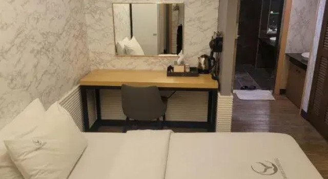 Семейный люкс World Tourist Hotel