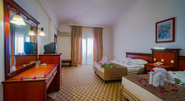 Двухместный номер Standard Senza Garden Holiday Club