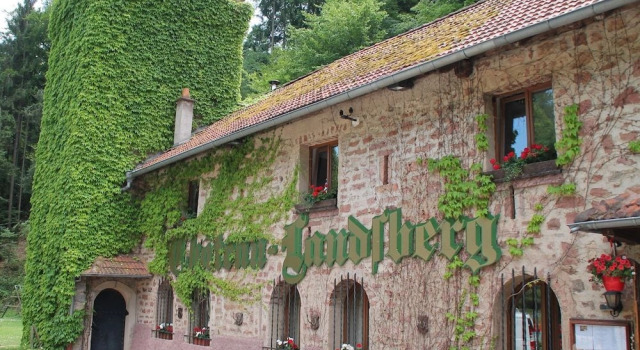 Le Château du Landsberg, Réserver Hôtel Barr Alsace Wine Route