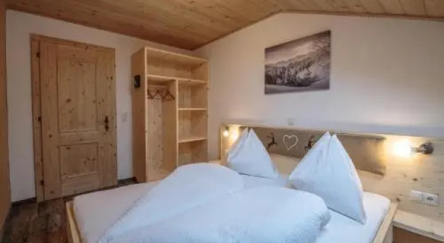 Grünholz, Book Hotel Hoteller i Kitzbuhel med pool, Swimmingpool
